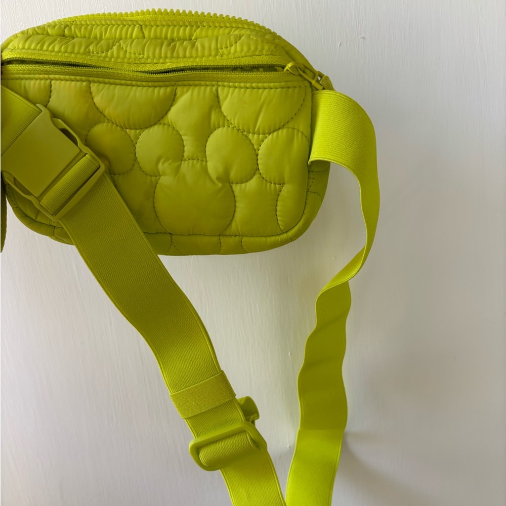 Disney Vera Bradley Mickey Mouse Neon Green Cross Body - Picture 3 of 3